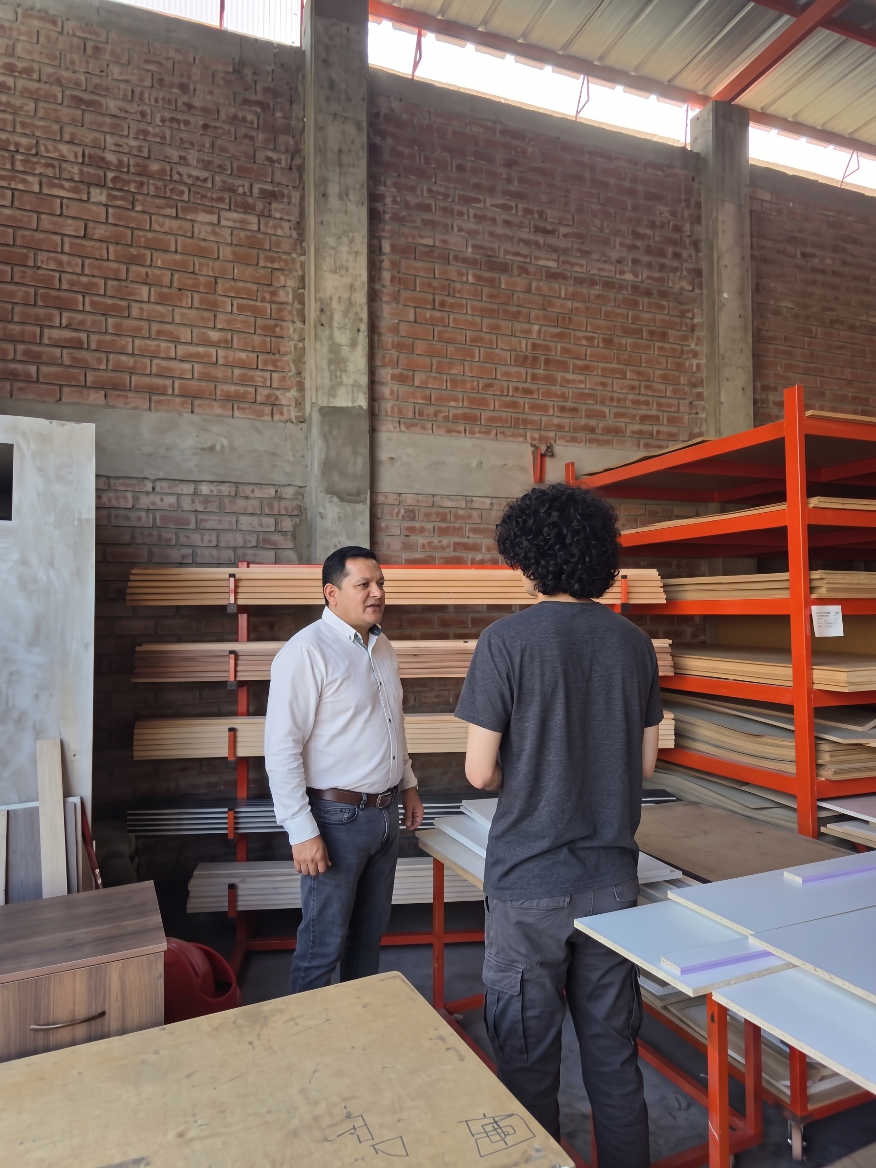 3. Taller, seccionadora y área de producción